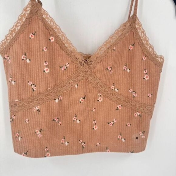 NWT Aeropostale Floral Crisscross Lace Cropped Cami tank top crop Medium - Picture 8 of 11